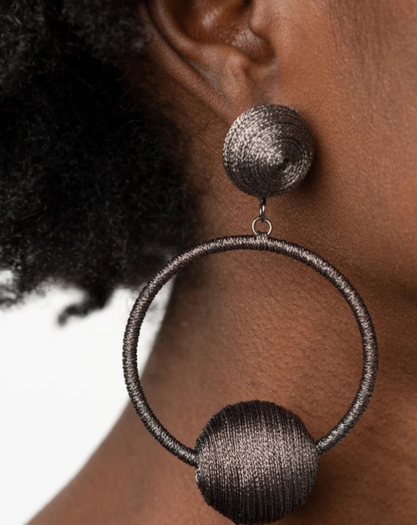 Social Sphere (black)