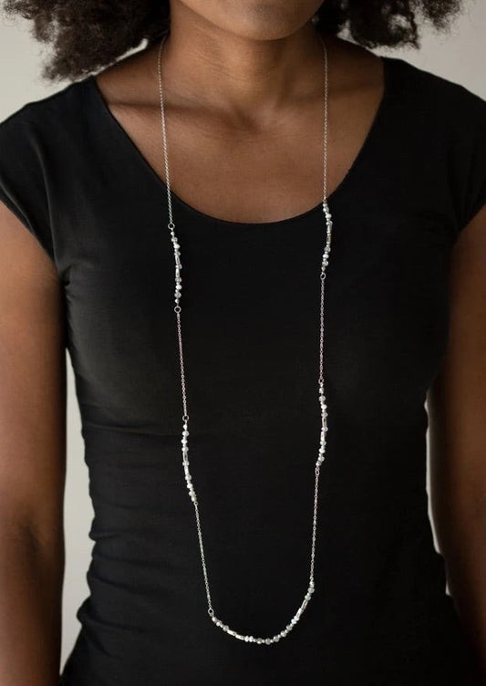 Mainstream Minimalist (white)