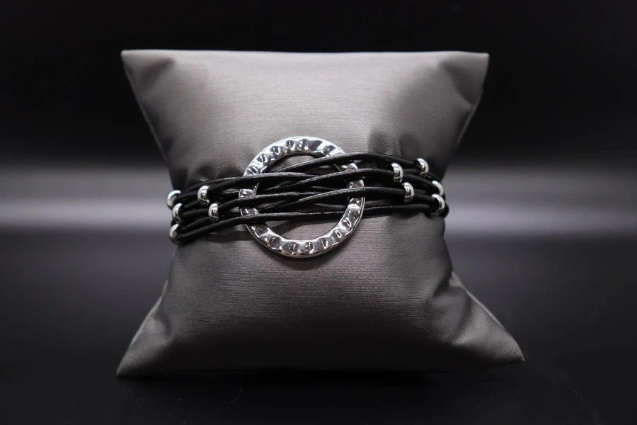 Magnetic Muse (black)