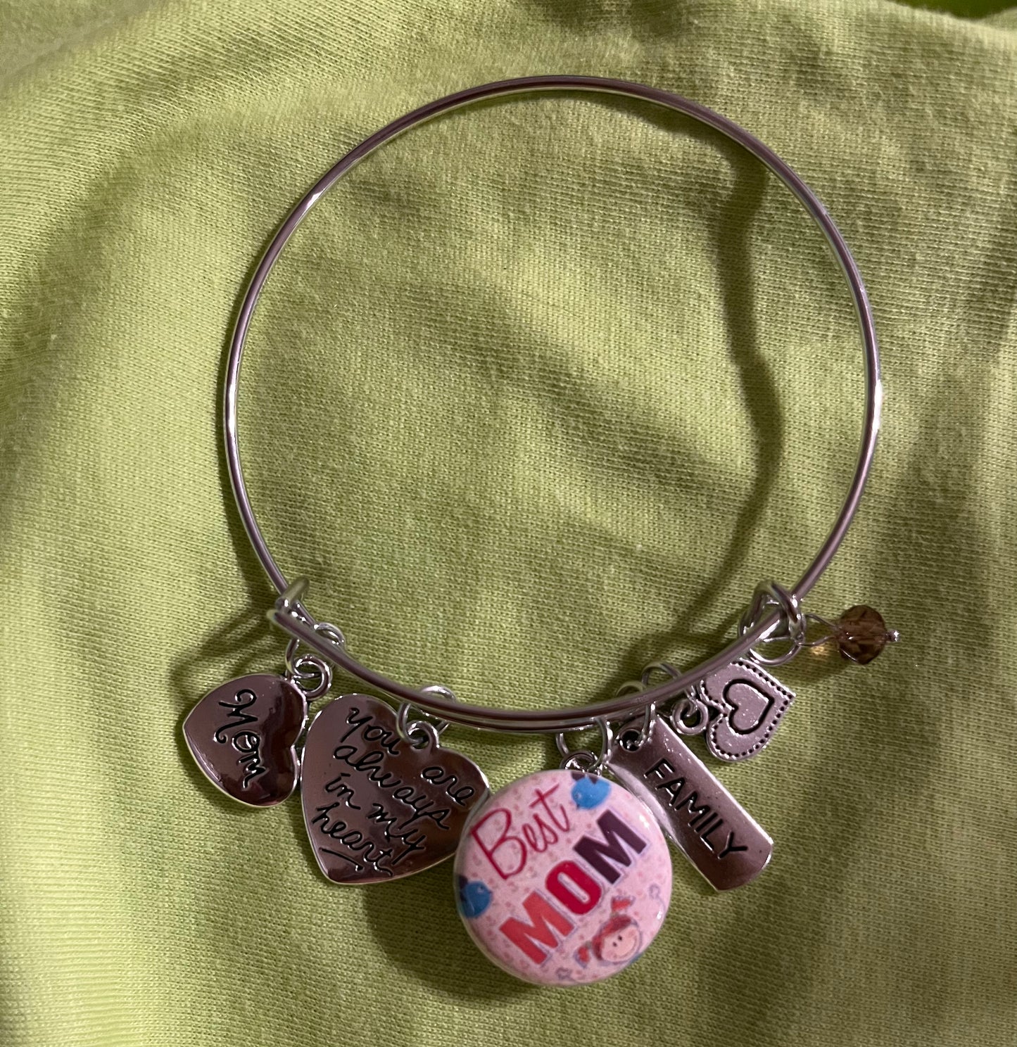 Best Mom bangle