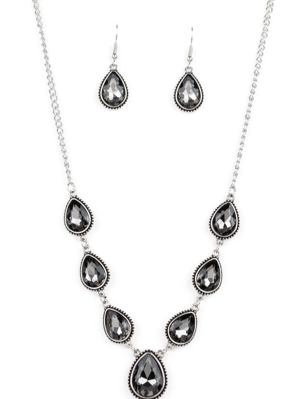 Socialite Social (silver)