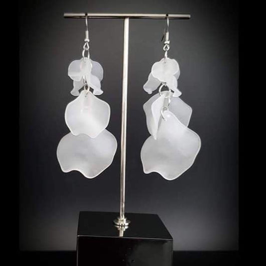 Fragile Florals (white)