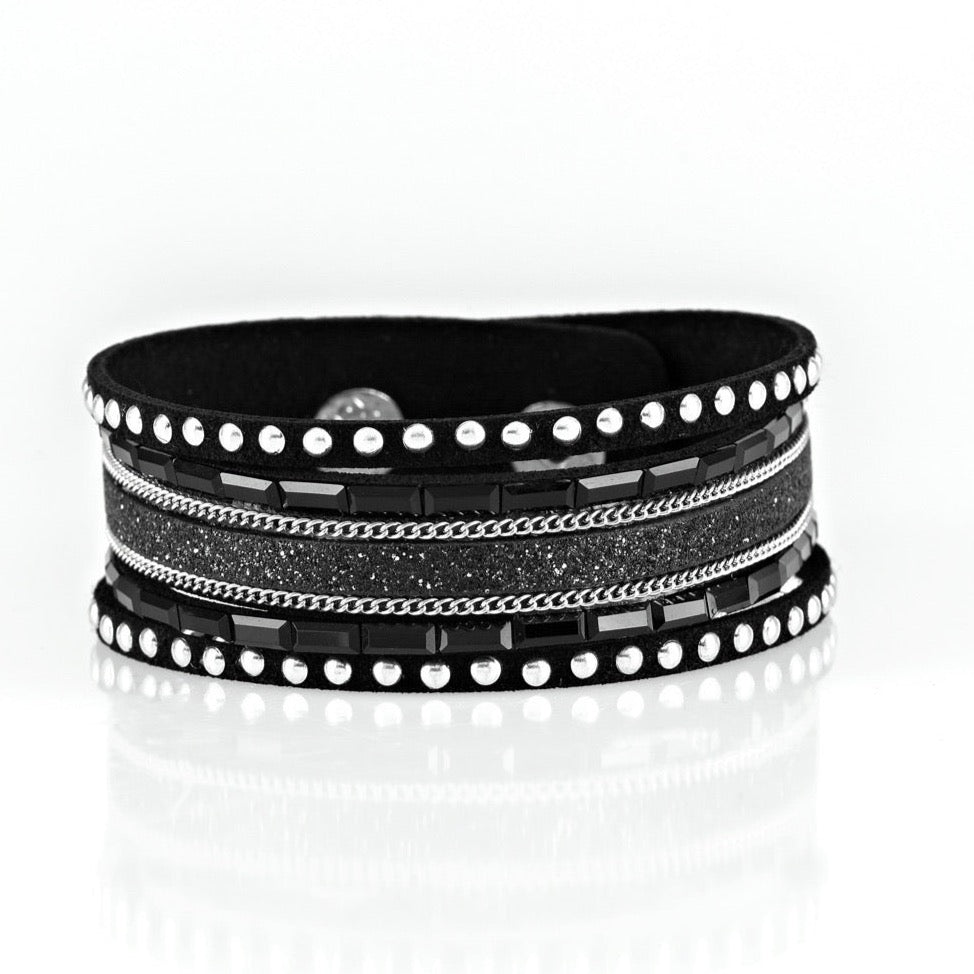 Seize The Sass (black)