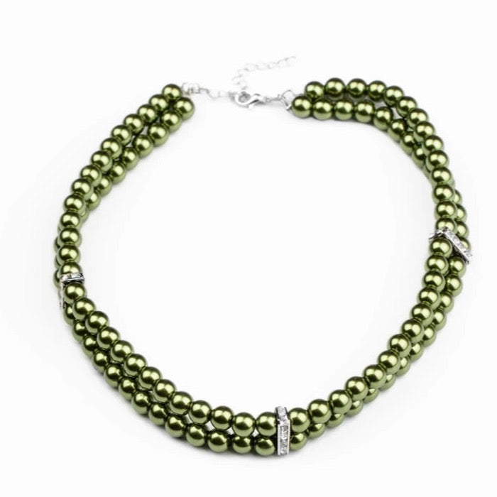 Put on your party dress (green)